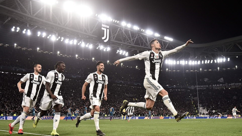 Ronaldo đạt cú hattrick tại giải Champions League 2018-2019